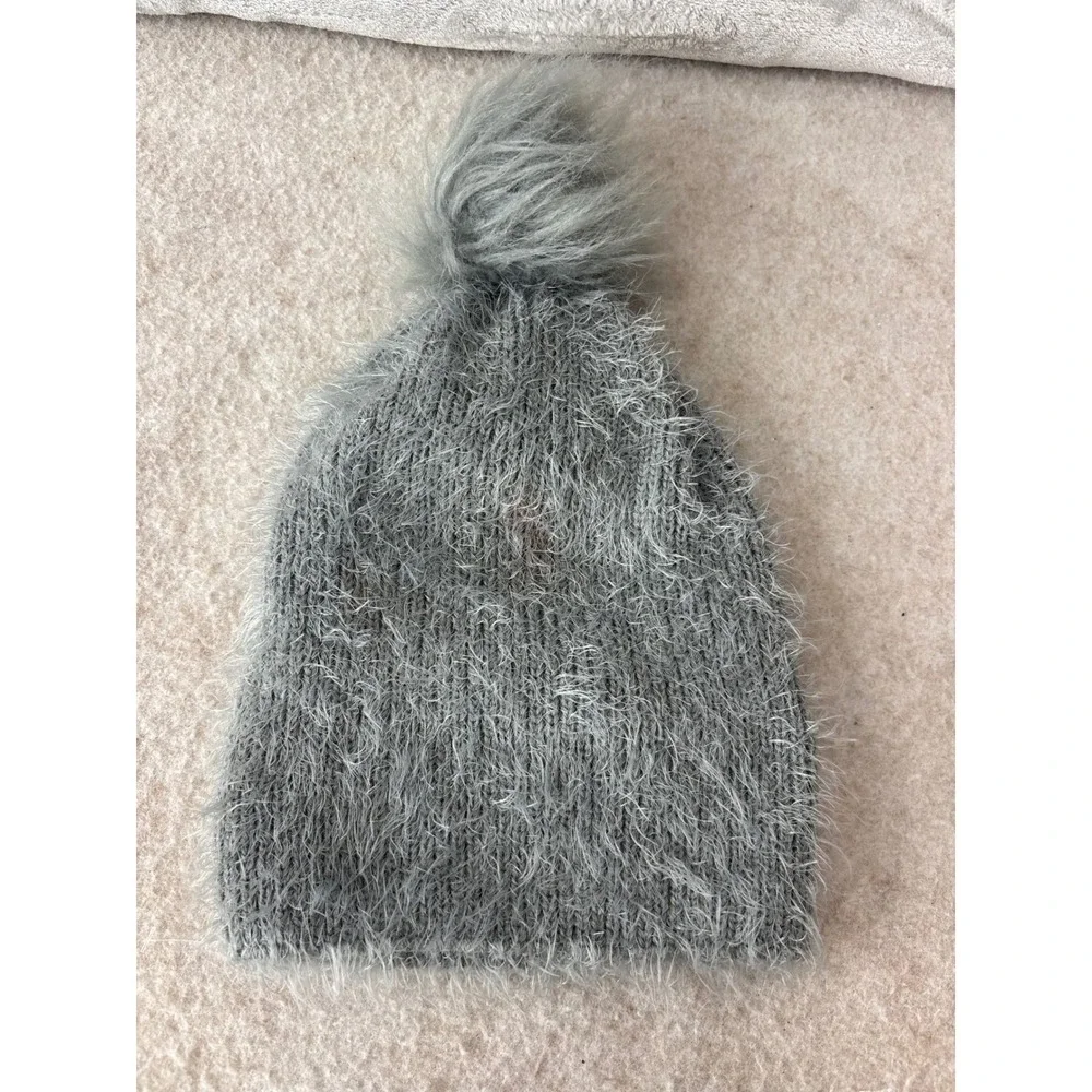 Grey Fuzzy Eyelash Knit Pom-Pom Beanie One Size RN 67227 Winter Hat